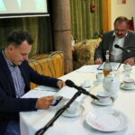 02.09.2017 Kielce. Narodowe Czytanie 2017. "Wesele" Stanisława Wyspiańskiego / Marzena Mąkosa - Radio Kielce / Adam Majerowski i Dariusz Stępień - nauczyciele VI LO im. Juliusza Słowackiego w Kielcach