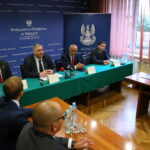 05.09.2017 Kielce. Oddanie budynku przy ulicy Mickiewicza na użytek Prokuratury Okręgowej w Kielcach / Marzena Mąkosa - Radio Kielce / Jarosław Duś - Dyrektor Biura Prokuratora Krajowego, Bogdan Święczkowski - Pierwszy Zastępca Prokuratora Generalnego, Prokurator Krajowy, Mateusz Mroz - Prezes Agencji Mienia Wojskowego, Bartosz Kownacki - Sekretarz Stanu w Ministerstwie Obrony Narodowej