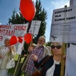 Protest pracowników PAKS przed Świętokrzyskim Urzędem Wojewódzkim w Kielcach / Marzena Mąkosa / Radio Kielce