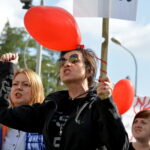 Protest pracowników PAKS przed Świętokrzyskim Urzędem Wojewódzkim w Kielcach / Marzena Mąkosa / Radio Kielce