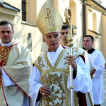 XVII Diecezjalny Dzień Ministranta "Z Maryją służymy Chrystusowi". Na zdjęciu : Biskup Marian Florczyk / Marzena Mąkosa / Radio Kielce