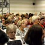 Kielce. Spotkanie autorskie z Marcinem Kydryńskim w Wojewódzkiej Bibliotece Publicznej im. Witolda Gombrowicza w Kielcach / Marzena Mąkosa / Radio Kielce