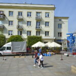 Zjadacz kurzu - miejska rzeźba puryfikacyjna na Placu Artystów / Marzena Mąkosa / Radio Kielce