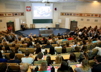 Kielce. Salon Maturzystów na Politechnice Świętokrzyskiej / Marzena Mąkosa / Radio Kielce