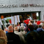 Protest PAKS pod Świętokrzyskim Urzędem Wojewódzkim / Marzena Mąkosa / Radio Kielce