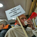 Protest PAKS pod Świętokrzyskim Urzędem Wojewódzkim / Marzena Mąkosa / Radio Kielce