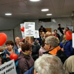 Protest PAKS pod Świętokrzyskim Urzędem Wojewódzkim / Marzena Mąkosa / Radio Kielce