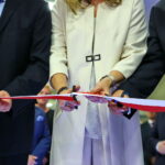 Sąd Rejonowy Starachowice. Otwarcie nowej siedziby. Uroczyste przecięcie szarfy.  / Marzena Mąkosa / Radio Kielce