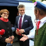 Senioralia na Placu Artystów. Maria Zuba - poseł na sejm RP i Krzysztof Słoń - senator RP / Marzena Mąkosa / Radio Kielce