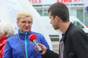 Senioralia na Placu Artystów / Marzena Mąkosa / Radio Kielce