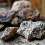 Wytopki ołowiu w Tokarni. / Marzena Mąkosa / Radio Kielce