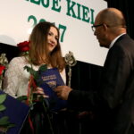 Rozdanie nagród "Nadzieje Kielc". Nagrodę odbiera Katarzyna Prędka / Marzena Mąkosa / Radio Kielce