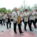 19.09.2017 Kielce. Uroczystości pogrzebowe biskupa Kazimierza Ryczana. Kondukt żałobny od kościoła Trójcy Świętej do Bazyliki Katedralnej / Marzena Mąkosa / Radio Kielce