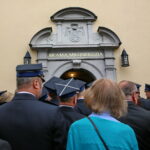 19.09.2017 Kielce. Uroczystości pogrzebowe biskupa Kazimierza Ryczana. Kondukt żałobny od kościoła Trójcy Świętej do Bazyliki Katedralnej / Marzena Mąkosa / Radio Kielce