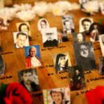 XV Edycja Ogólnopolskiego Konkursu Plastycznego "Sztuka Osób Niepełnosprawnych". Wystawa organizowana przez Państwowy Fundusz Rehabilitacji Osób Niepełnosprawnych "Moja Ojczyzna" / Marzena Mąkosa / Radio Kielce