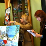 XV Edycja Ogólnopolskiego Konkursu Plastycznego "Sztuka Osób Niepełnosprawnych". Wystawa organizowana przez Państwowy Fundusz Rehabilitacji Osób Niepełnosprawnych "Moja Ojczyzna" / Marzena Mąkosa / Radio Kielce