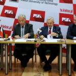 Podpisanie umów dotyczących współpracy Politechniki Świętokrzyskiej i Świętokrzyskiego Centrum Onkologii. / Marzena Mąkosa / Radio Kielce