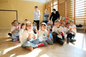 "Tu Programujemy" - Photon w Szkole Podstawowej nr 24 im. Pierwszej Kompanii Kadrowej / Marzena Mąkosa / Radio Kielce