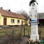 Kapliczki w parafii Św. Jana Chrzciciela w Skalbmierzu. Zdjęcia z przygotowywanego do druku albumu / Jerzy Jędrys / Parafia Św. Jana Chrzciciela w Skalbmierzu