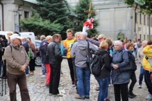 Pielgrzymka z Sandomierza do Sulisławic / Grażyna Szlęzak - Wójcik / Radio Kielce