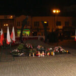 Ostrowiec. 75. rocznica zbiorowej egzekucji mieszkańców przez hitlerowców - uroczystości na Rynku / Emilia Sitarska / Radio Kielce