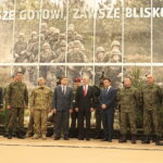 05.09.2017 Kielce. MSPO. Briefing z udziałem ministra obrony narodowej Antoniego Macierewicza / Włodzimierz Batóg  /  Radio Kielce / Kielce. MSPO. Briefing z udziałem ministra obrony narodowej Antoniego Macierewicza