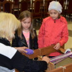 Warsztaty z tkactwa i gobelinu w Gminnym Centrum Kultury w Stopnicy / Kamil Włosowicz / Radio Kielce