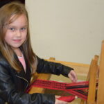 Warsztaty z tkactwa i gobelinu w Gminnym Centrum Kultury w Stopnicy / Kamil Włosowicz / Radio Kielce