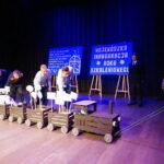 Jędrzejów. Wojewódzka Inauguracja Roku Szkoleniowego 2017/2018 Ochotniczych Hufców Pracy województwa świętokrzyskiego / Ewa Pociejowska - Gawęda / Radio Kielce