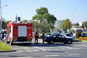 Wypadek na skrzyżowaniu ul. Sandomierskiej i Źródłowej / Bartłomiej Zapała / Radio Kielce