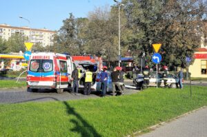 Wypadek na skrzyżowaniu ulicy Sandomierskiej i Alei Solidarności / Bartłomiej Zapała / Radio Kielce