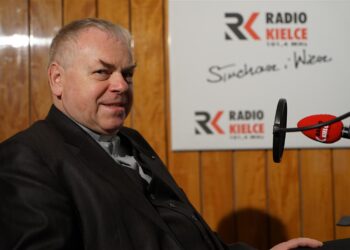 Ksiądz Stanisław Słowik dyrektor Caritas Diecezji Kieleckiej / Robert Felczak / Radio Kielce