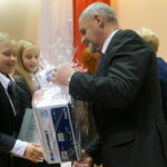 Finał konkursu filmowego "Co to znaczy być patriotą". Świętokrzyski kurator oświaty Kazimierz Mądzik / Marcin Różyc / Radio Kielce