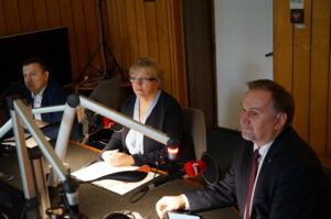 Studio Polityczne. Karol Kliś - PSL, Jadwiga Szewczyk – Kukiz’15, Marek Kwitek - PiS / Karol Żak / Radio Kielce