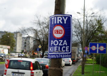 Kielce. Grupa mieszkańców nie zgadza się na budowę drogi ekspresowej S74 przez centrum miasta / Karol Żak / Radio Kielce