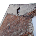 Nowy Korczyn. Zabytkowy Dom Długosza popada w ruinę / Kamil Włosowicz / Radio Kielce