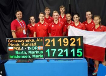 Kadra Polski podczas badmintonowych Mistrzostw Świat Juniorów rozgrywanych w Indonezji / Facebook PZBad