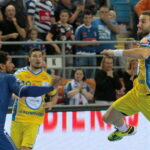 8. kolejka PGNiG Superligi Orlen Wisła Płock - PGE Vive Kielce. Mariusz Jurkiewicz / Krzysztof Bujnowicz / Radio Kielce