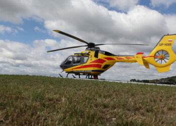 Nowa baza dla kieleckiej Śmigłowcowej Służby Ratownictwa Medycznego. Śmigłowiec Eurocopter EC135 / Wojciech Habdas / Radio Kielce