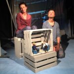 Kielce. Spektakl "Sztuka Latania" Teatru Kubuś w Szkole Podstawowej nr 25 / Ryszard Koziej / Radio Kielce