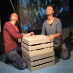 Kielce. Spektakl "Sztuka Latania" Teatru Kubuś w Szkole Podstawowej nr 25 / Ryszard Koziej / Radio Kielce