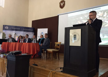 Sandomierz. Konferencja dotycząca pilotażowych projektów mających wpłynąć na rozwój regionu i być wzorem dla UE / Grażyna Szlęzak-Wójcik / Radio Kielce