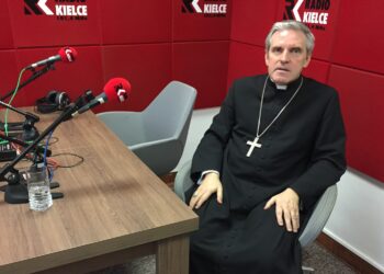 Biskup Krzysztof Nitkiewicz, ordynariusz diecezji sandomierskiej / Grażyna Szlęzak-Wójcik / Radio Kielce