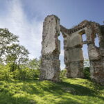 08.06.2017 Bodzentyn. Zamek. Ruiny / Jarosław Kubalski / Radio Kielce