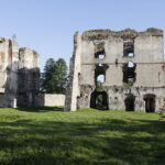 08.06.2017 Bodzentyn. Zamek. Ruiny / Jarosław Kubalski / Radio Kielce