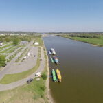 Sandomierz. Rzeka Wisła. Widok na miasto. Bulwar. Stateczki / Jarosław Kubalski / Radio Kielce