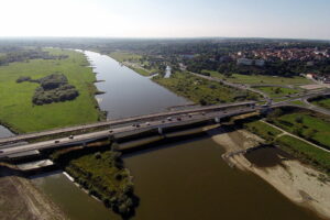 Sandomierz. Rzeka Wisła. Most / Jarosław Kubalski / Radio Kielce