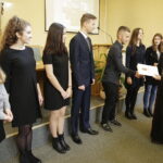 07.10.2017 Kielce. Biskup Marian Florczyk wręczył uzdolnionym uczniom stypendia im. Księdza Biskupa Czesława Kaczmarka / Jarosław Kubalski / Radio Kielce