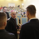 07.10.2017 Kielce. Biskup Marian Florczyk wręczył uzdolnionym uczniom stypendia im. Księdza Biskupa Czesława Kaczmarka / Jarosław Kubalski / Radio Kielce