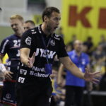 08.10.2017 Kielce. Piłka ręczna. Liga Mistrzów. Mecz PGE Vive Kielce Flensburgiem Handewitt. Trener Flensburga Maik Machulla / Jarosław Kubalski / Radio Kielce